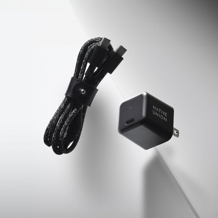 Native Union Cargador Fast GaN 30W USB-C y Cable USB-C Negro Native Union Cargador Fast GaN 30W USB-C y Cable USB-C Negro