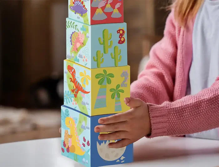 Imaginovo Juego Infantil Cubos Apilables Nidos Dinosaurios +12 meses 12 Piezas 13x13x13cm