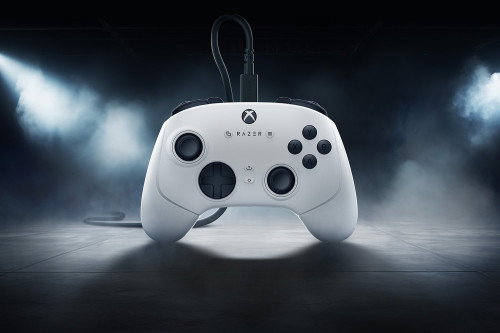 Razer Wolverine V3 Tournament Edition Gamepad Blanco USB PC Xbox Series S Xbox Series X RZ06-05210200-R3M1