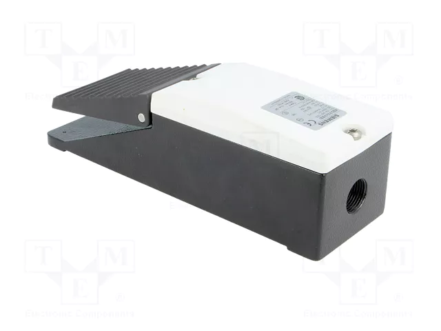 SIEMENS Interruptor de pie SPST-NO + SPST-NC 6A/230VAC