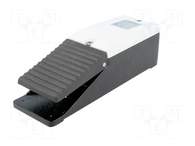 SIEMENS Interruptor de pie SPST-NO + SPST-NC 6A/230VAC