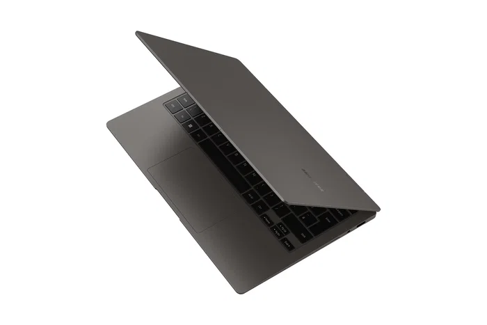 Samsung Galaxy Book3 360 Convertible 13.3 Pulgadas Táctil i5-1340P 16GB 512GB SSD Grafito
