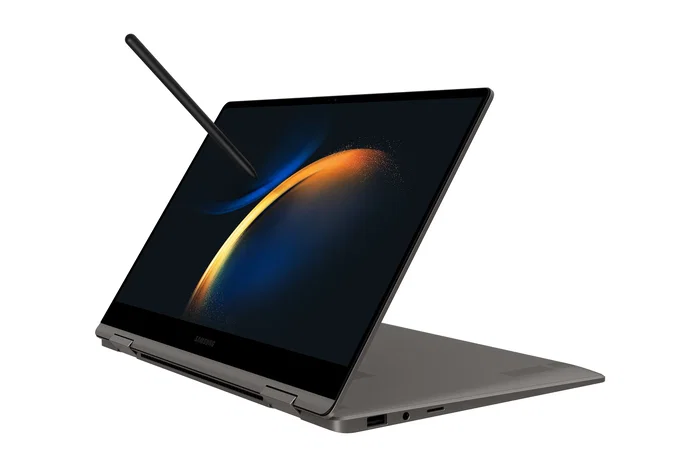 Samsung Galaxy Book3 360 Convertible 13.3 Pulgadas Táctil i5-1340P 16GB 512GB SSD Grafito