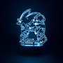 ERIK Lámpara LED Sonic the Hedgehog con Múltiples Modos de Iluminación - Fabricada en ABS y Metacrilato - Funciona con Pilas AAA o USB-C