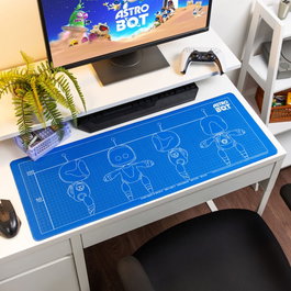 Astro Bot recubierto bajo las manos