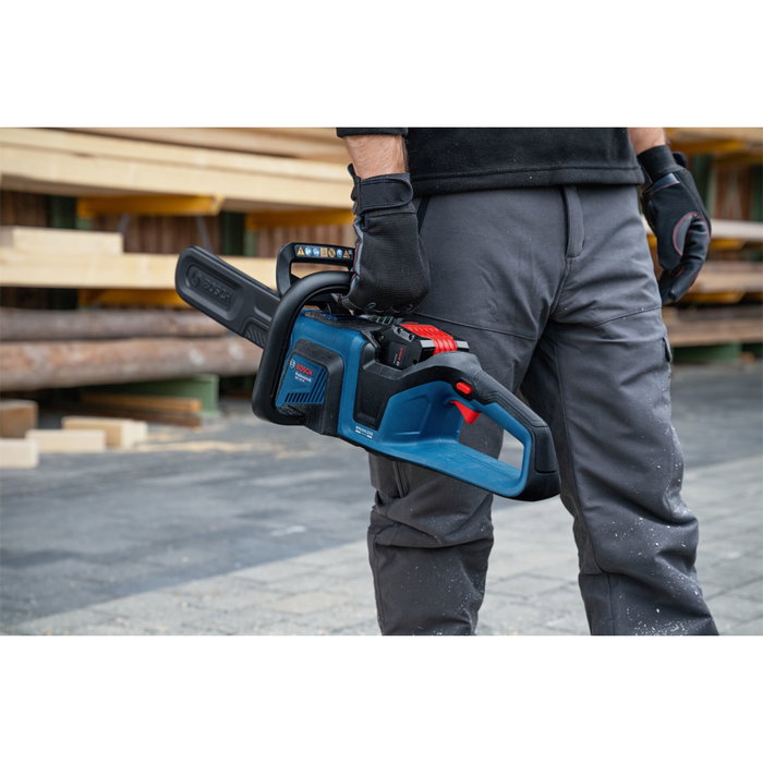 Bosch Professional GKE 18V-40 Motosierra inalámbrica con espada de 40 cm, batería de 5,5 Ah y cargador Bosch Professional GKE 18V-40 Motosierra inalámbrica con espada de 40 cm, batería de 5,5 Ah y cargador