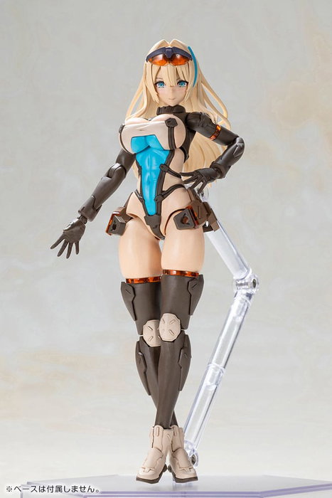 Square-Enix Front Mission Plastic Model Kit Structure Arts Zenith Girl 16 cm