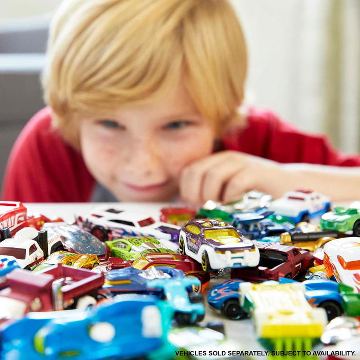 Hot Wheels Pack 8 Coches Y Camiones 1:64 Hpv78 Mattel