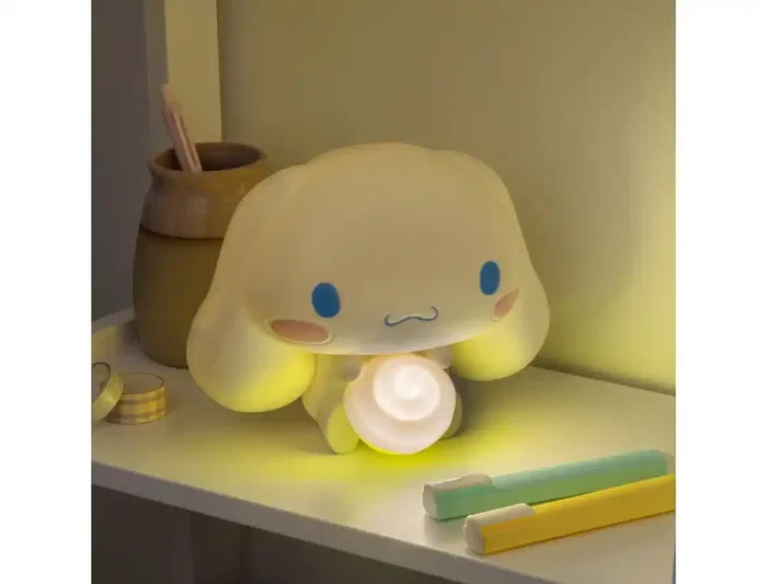 Wondee Cinnamoroll GloBuddies Light - Lámpara de silicona Sanrio con luz ambiental suave, ideal como luz nocturna, figura decorativa kawaii de Cinnamoroll para habitación