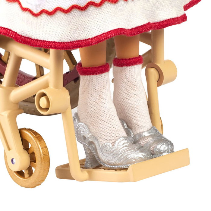 Mattel Wicked Muñeca Nessarose de 29 cm con silla de ruedas Mattel Wicked Muñeca Nessarose de 29 cm con silla de ruedas