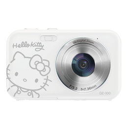 Yashica DZ-100 Hello Kitty Blanco