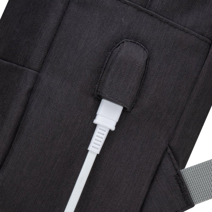 Rivacase Bundle 7563 Mochila para Portátil 39,6 cm (15.6") con Ratón Inalámbrico USB, Negro