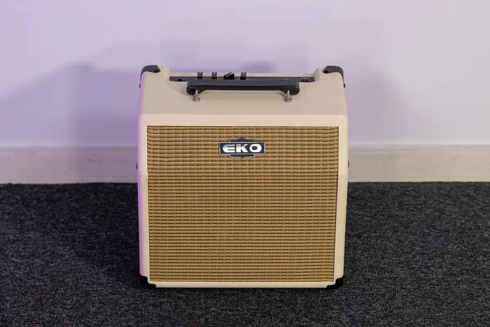 EKO Amplificador Combo Acústico AC15 15W con Altavoz de 6.5" - Para Guitarra