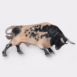 DEQUBE Figura de Toro Bravo Berrendo Embistiendo Pintada a Mano