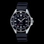 Casio MDV-10-1A1VDF con esfera negra y correa de resina