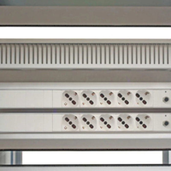 Phasak Armario Rack de seguridad PHT 3530 para 30 dispositivos Blanco/Azul Phasak Armario Rack de seguridad PHT 3530 para 30 dispositivos Blanco/Azul