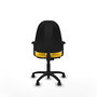 Silla de oficina Algarra con mecanismo Contacto permanente básico tapizada con Similpiel color Amarillo. Equipada con Base poliamida negra, Brazos 2D y Ruedas de nailon 50 mm