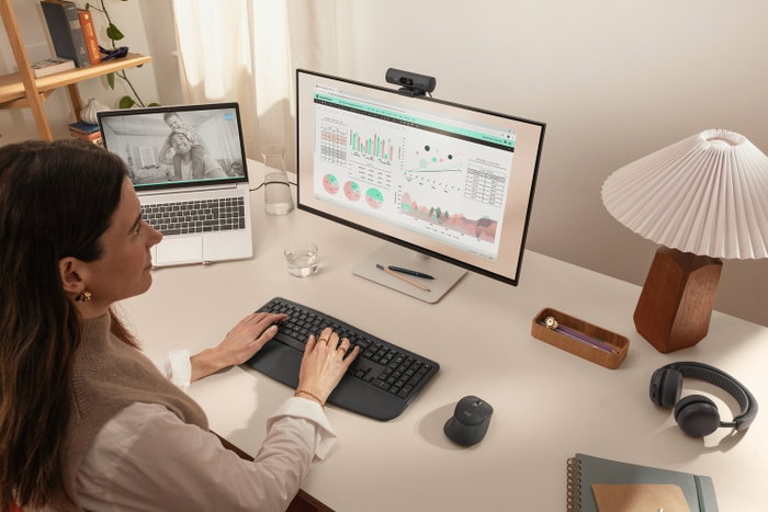Logitech Signature Comfort Plus MK880 Combo de Teclado y Ratón Inalámbrico Grafito