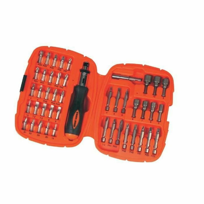 Black + Decker Juego de atornillar de 45 piezas