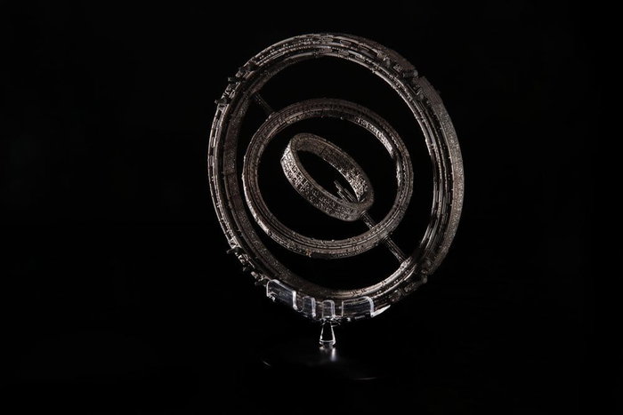 Fundación Die-Cast The Invictus Spaceship 20 cm