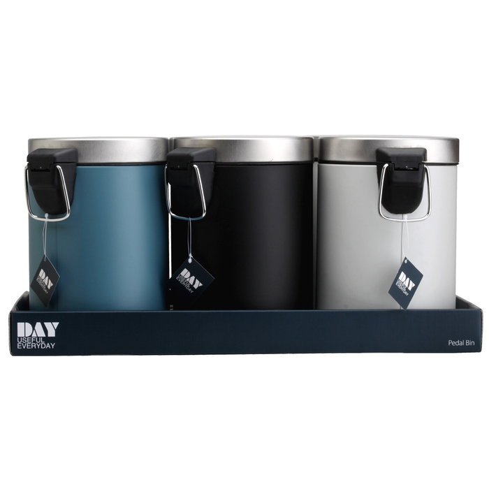 Day Cubo 3 L Surtido Day, Colores Surtidos: Azul Tapiz, Gris Claro, Negro, con Cubo Interno Extraíble y Pedal de Acero Inoxidable