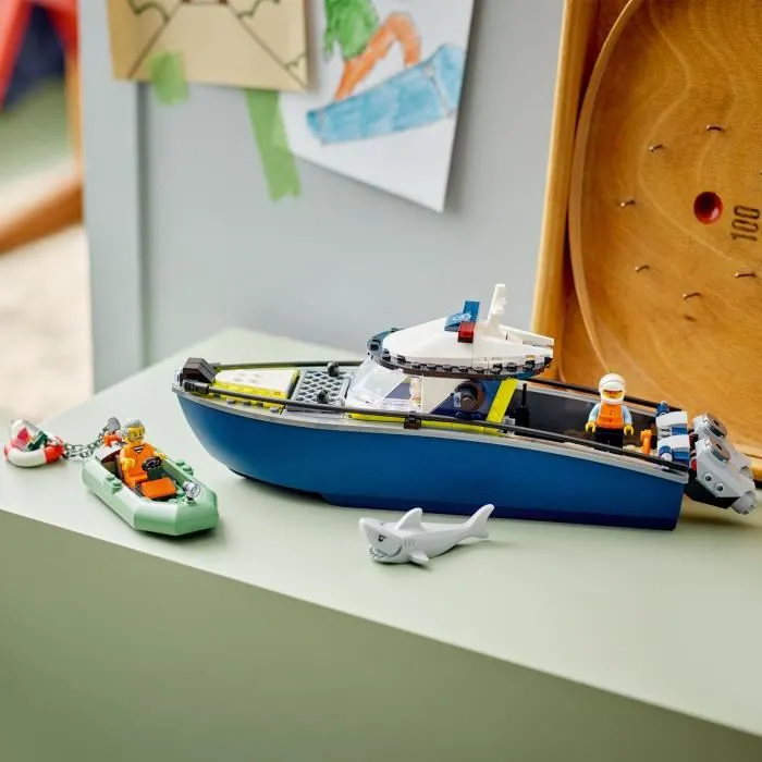 LEGO City Persecución en Barco de Policía 60456