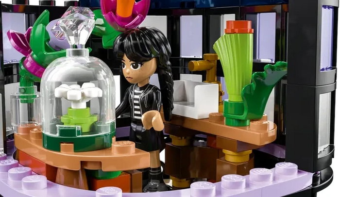 LEGO Wednesday 76784 La Dalia Negra