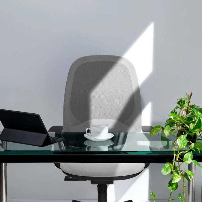 PIQUERAS Y CRESPO Silla de oficina Cilanco con mecanismo Sincro, tela amarilla y malla negra