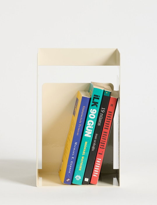 Hanah Home Soporte de Libros de Metal Crema 18x19x15.5 cm Hanah Home Soporte de Libros de Metal Crema 18x19x15.5 cm