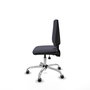 Silla de oficina Elche con mecanismo Asincro tapizada con Tela color Gris oscuro. Equipada con Base cromada, Sin brazos y Ruedas 65 mm parqué