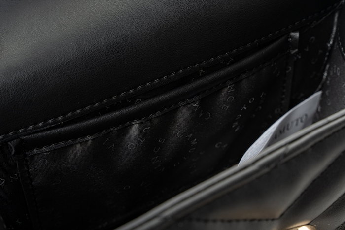 Vince Camuto Bella - Bolso Bandolera Negro de Piel de Polivinilo para Mujer, Elegante y Versátil