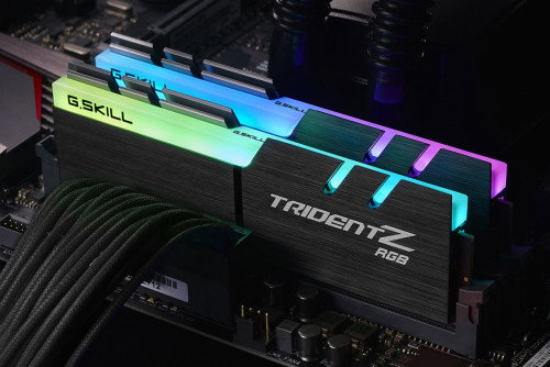 G.Skill Trident Z RGB F4-3200C16D-16GTZR Módulo Memoria 16 GB 2 x 8 GB DDR4 288-pin DIMM 3200 MHz