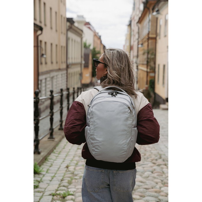 Pacsafe V 26L Tour Backpack Digital Grey Pacsafe V 26L Tour Backpack Digital Grey