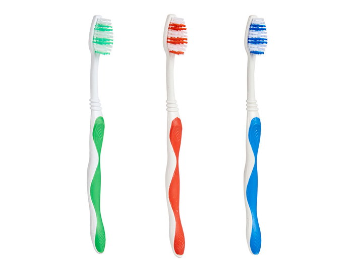 BERILO Set de 3 cepillos de dientes con 3 fundas