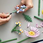 Lego Botanical Collection - Ramillete Rayos de Sol (10347) - Set de Construcción de Flores para Decoración, 373 Piezas, para Adultos