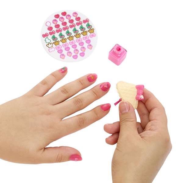 MGA Juego Neceser Ymuñeca Brillo de Labios Yummiland con Bolso Belleza Helado, Pintauñas, Pegatinas y Loción Corporal - Español