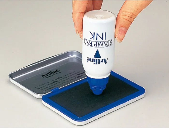 Artline Tinta para tampón azul, bote 50 cc, alto rendimiento