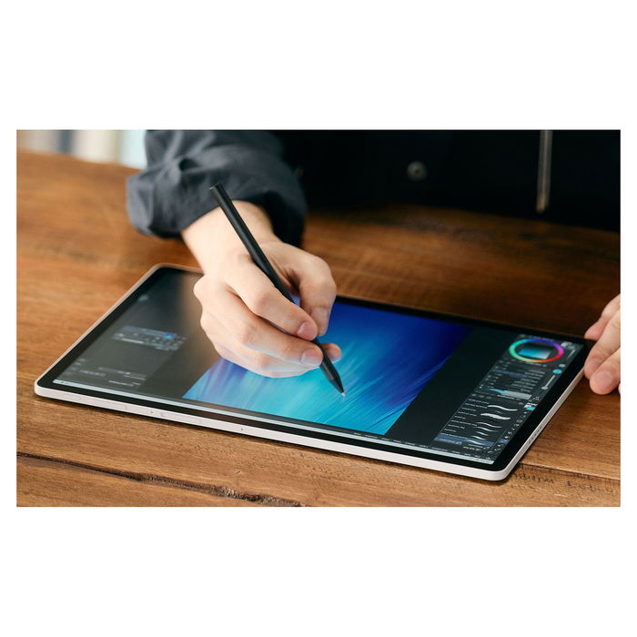 Wacom Movink 14 OLED, Tableta gráfica con pantalla táctil 14 pulgadas, resolución 2880x1800, 8192 niveles de presión, Bluetooth 5.4, WiFi, compatible con Windows y macOS, Color Gris