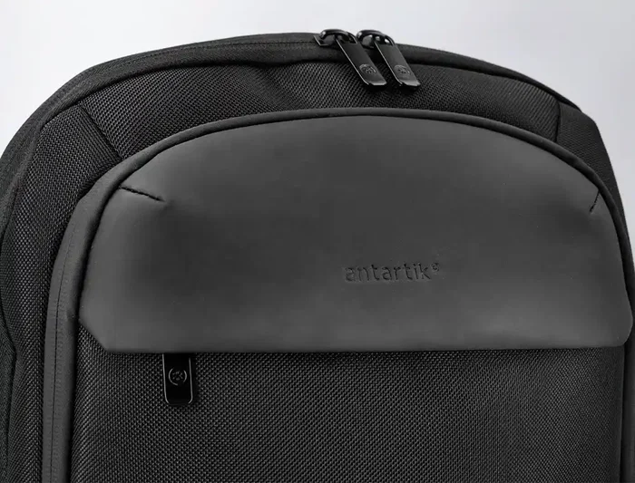 Antartik Mochila Work Slim para Portátil con 3 Compartimentos, Ultraligera, 45x33x15 cm, Negro