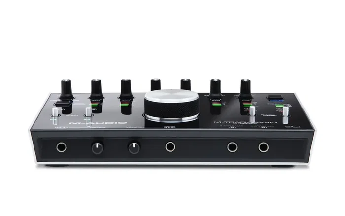 M-Audio M-Track 8X4M - Interfaz de Audio USB con 2 Mic Preamps, 2 Entradas Hi-Z