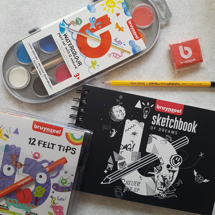Bruynzeel Acuarelas Kids Estuche de 12 Colores con Pincel
