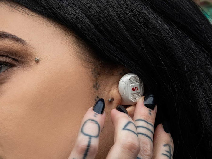 Auricular Soho Bluetooth Tws con Batería Ext. Blanco