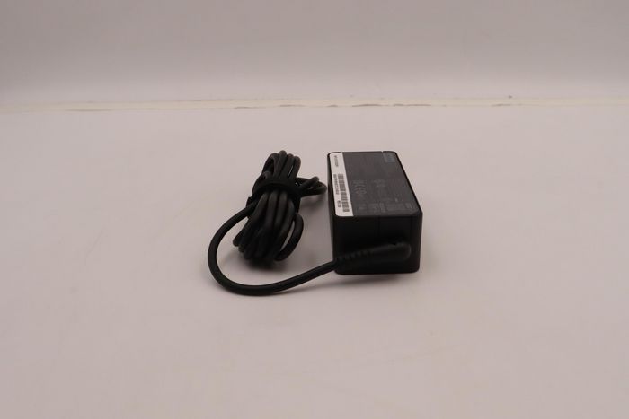 Lenovo Adaptador de CA USB-C 45W PD 3.0 para Laptop