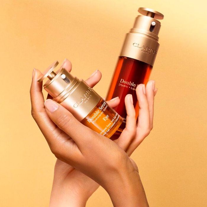 Clarins DOUBLE SERUM ojos Contorno de Ojos Antiedad con 13 Extractos de Plantas - 20 ml