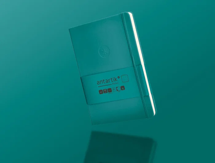 Antartik Cuaderno A5 Tapa Dura Hojas Puntos Verde Aguamarina 100 Hojas 80gr FSC