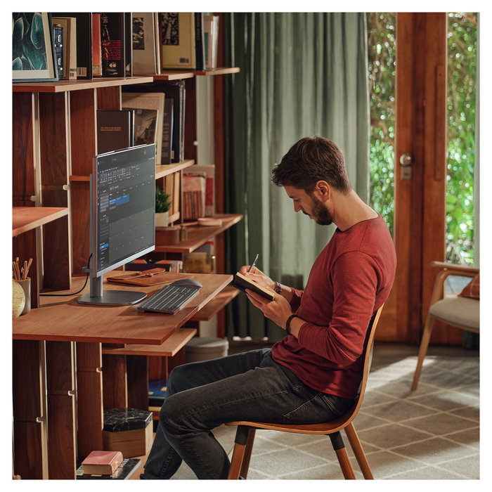 HP All-in-One OmniStudio X 27-cs0077ng - Ordenador de sobremesa de 27 pulgadas, color plata, Windows 11 Home 64 bits