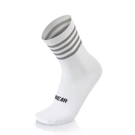 MB WEAR AERO NIGHT Calcetines para Correr Profesionales - L/XL - Q-SKIN Antiolor - Transpirables
