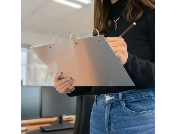 Djois Archivador Magnético Portadocumentos Soporte Aluminio 4 Anillas 30 mm DIN A4 Horizontal para Pizarra, Clipboad y Método LEAN