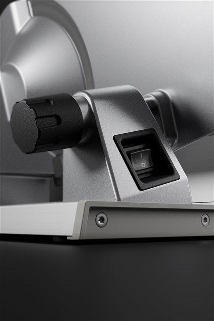 Ritter LUPO-13 Cortafiambres Profesional Semiprofesional Acero Inoxidable Hoja 19cm Uso Intensivo