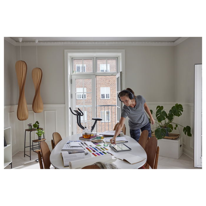 Plantronics/Poly Headset Voyager Surround 80-M UC Auriculares con Sonido Surround y Cancelación de Ruido, Referencia 8G7U0AA - Negro